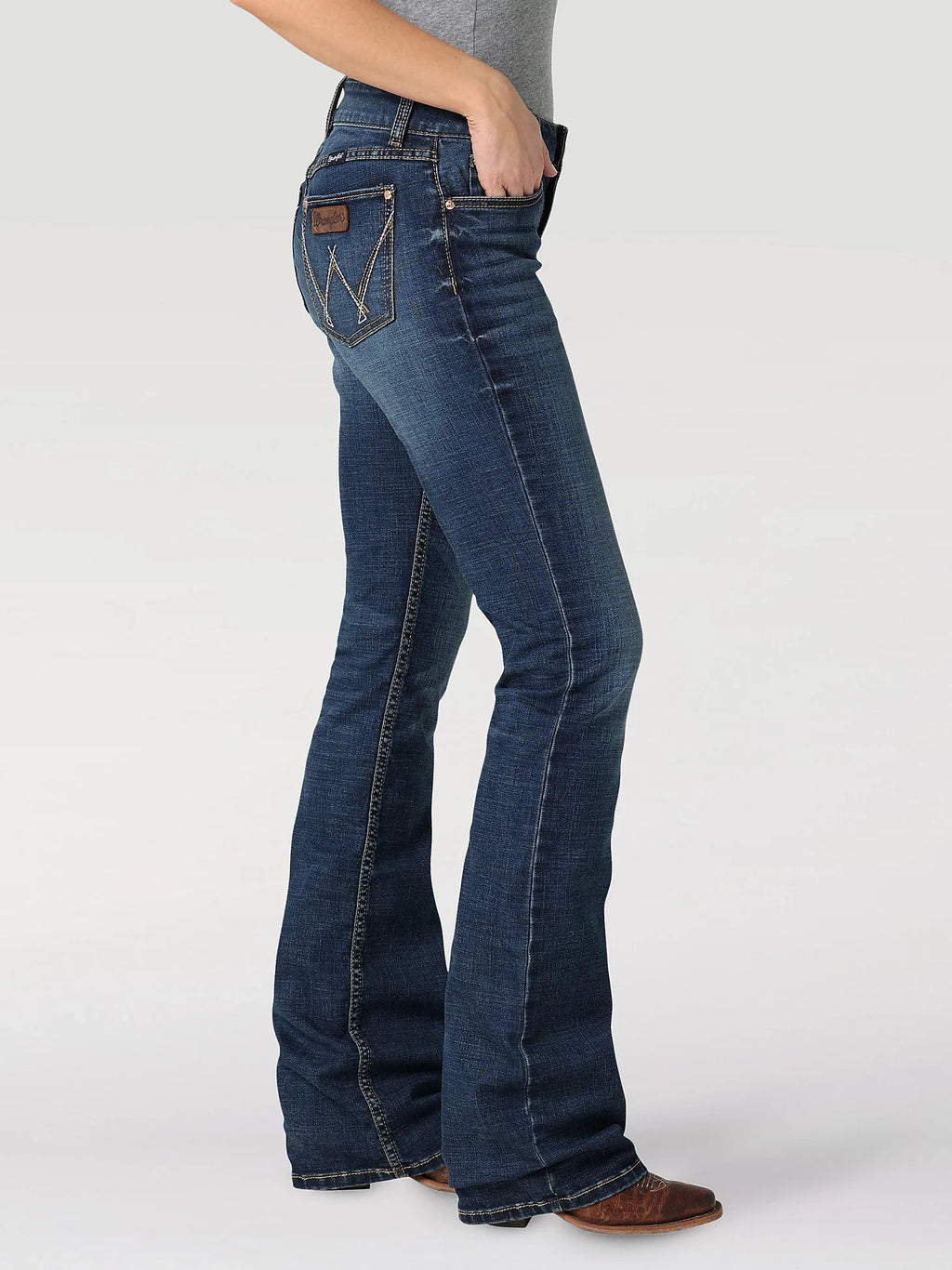 "Wrangler Retro Mae women's jean side view"