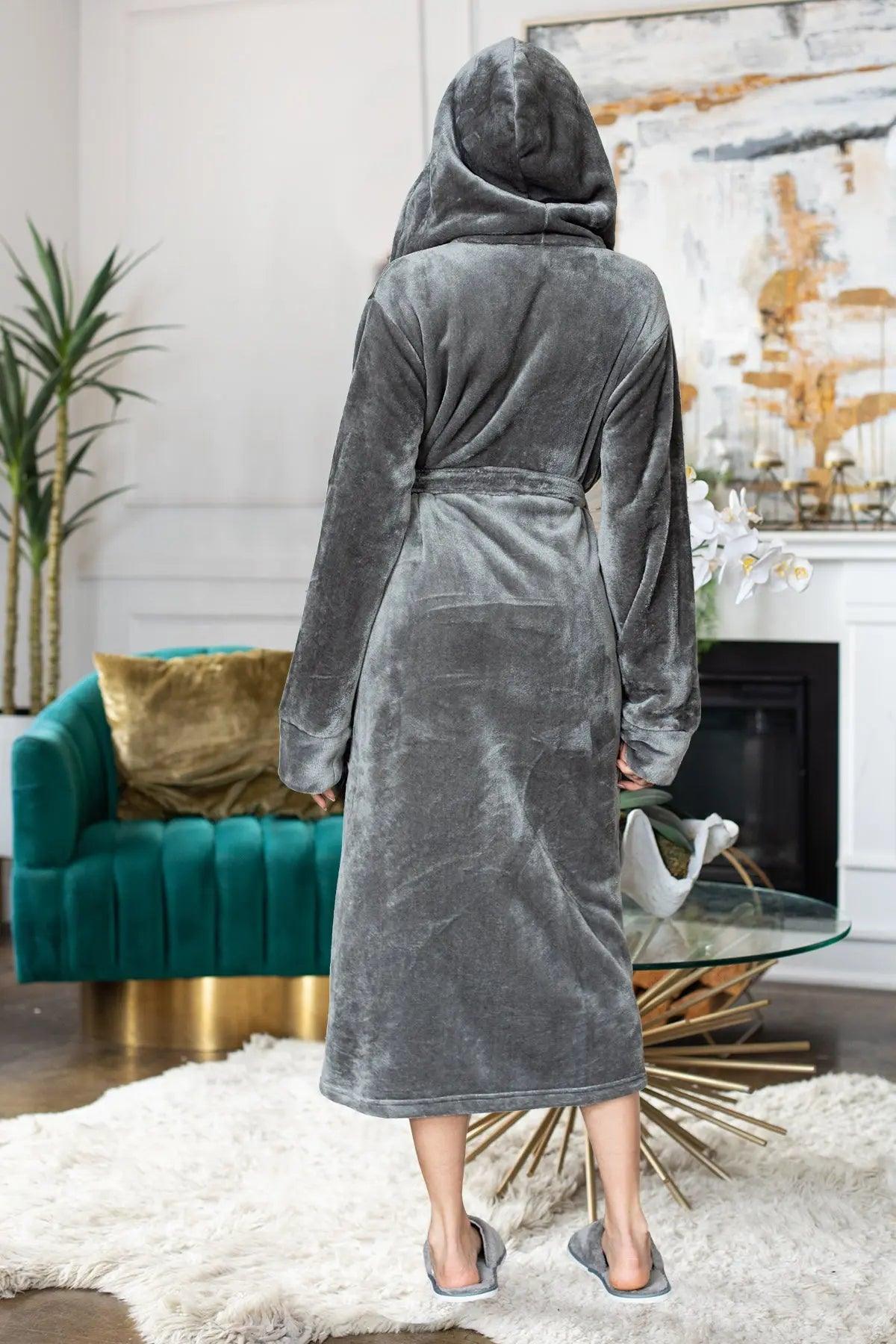 Women’s Plush Hooded Robe - Spa-Worthy Comfort at Home RobesLotus Linen- Bourbon Thrifters