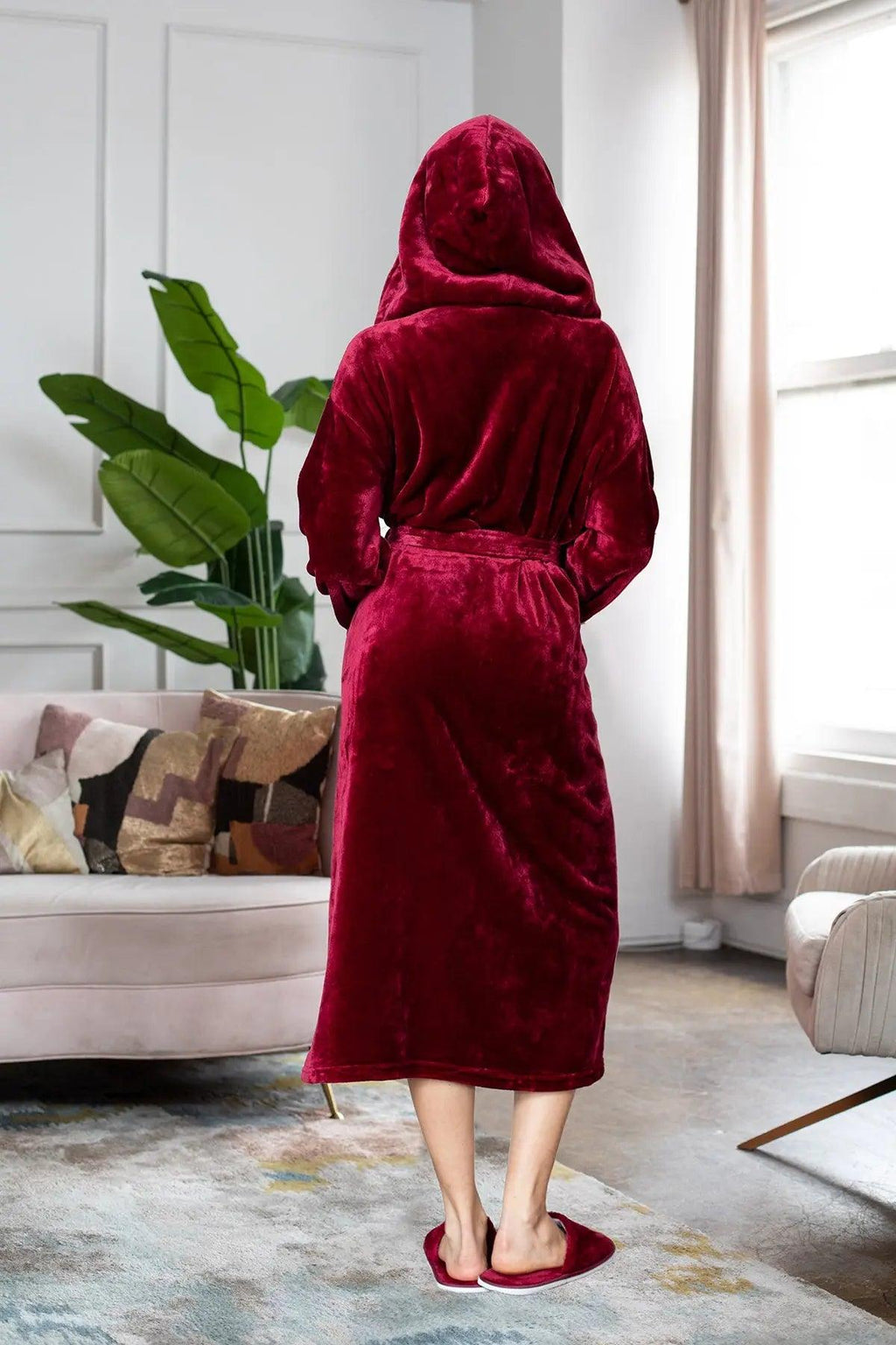Women’s Plush Hooded Robe - Spa-Worthy Comfort at Home RobesLotus Linen- Bourbon Thrifters